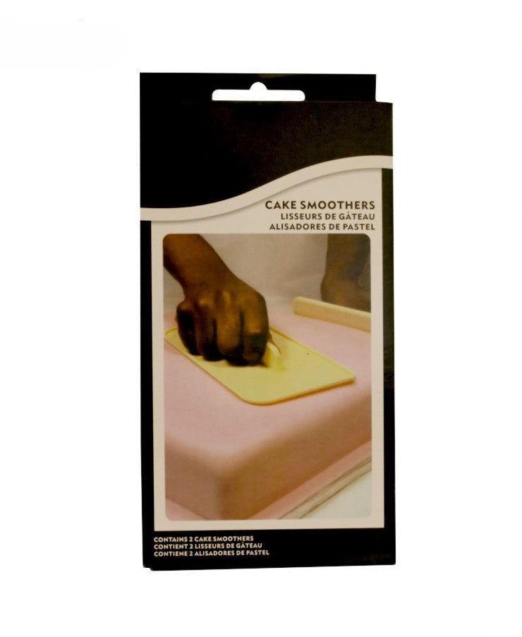 Fondant edge smoother for clean cake corners