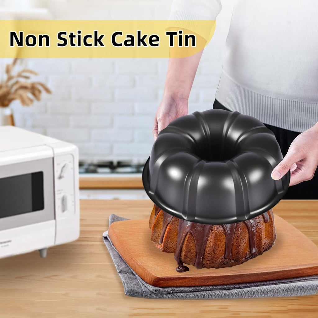 Non-stick metal Bundt cake pan for even baking